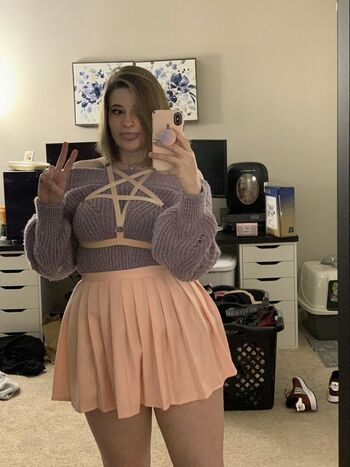 Full leaked Cutiebun private onlyfans photo