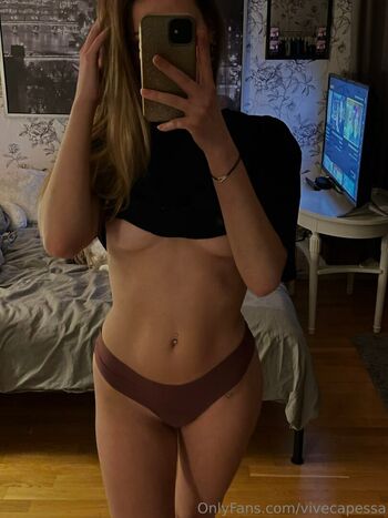 Full leaked Cutievivieee private onlyfans photo