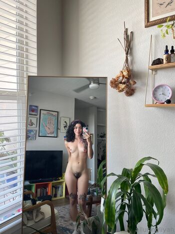 Full leaked Cyberliyah private onlyfans photo