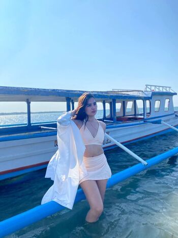 Full leaked Cyra lopez almeida private onlyfans photo
