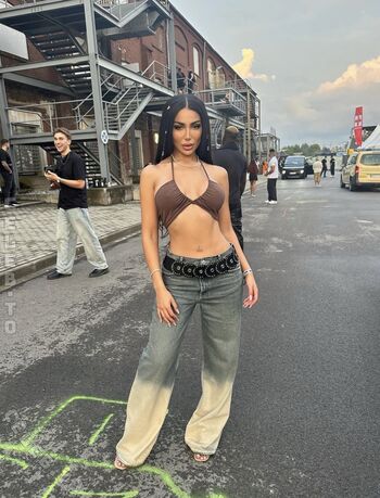 Full leaked Dadouofficial page private onlyfans photo