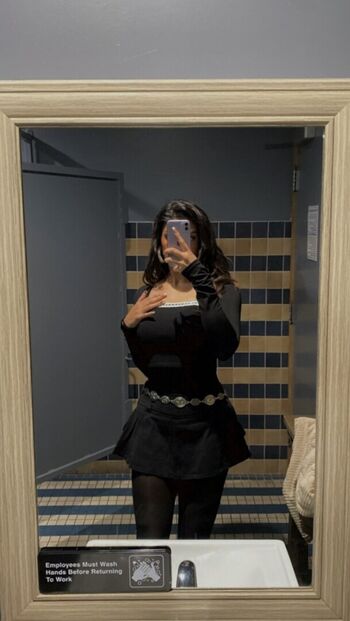 Full leaked Daeja luna private onlyfans photo