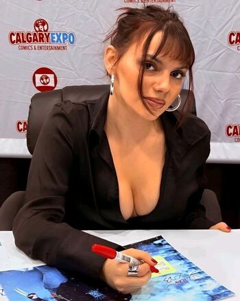 Full leaked Dafne keen page private onlyfans photo