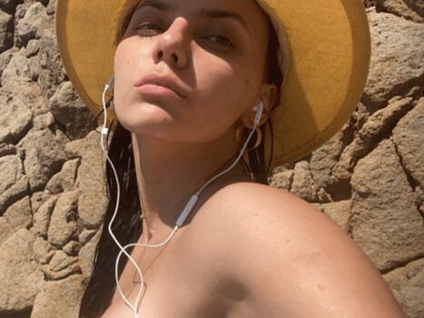 Full leaked Dafne keen private onlyfans photo