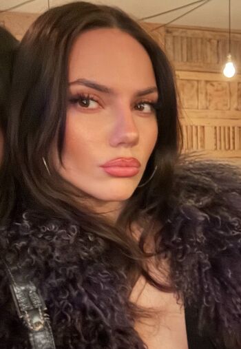 Full leaked Dafne keen  page private onlyfans photo