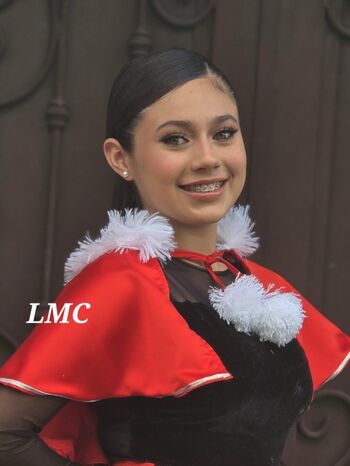 Full leaked Dafnealvaradooficial private onlyfans photo