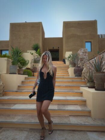 Full leaked Dagibee private onlyfans photo