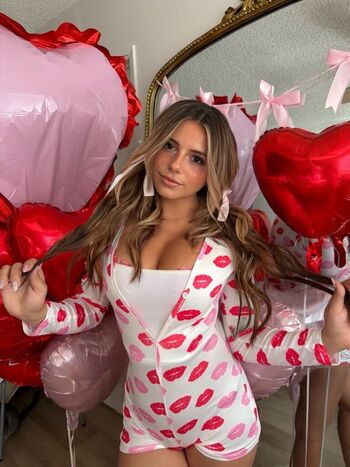 Full leaked Dahnikz page private onlyfans photo