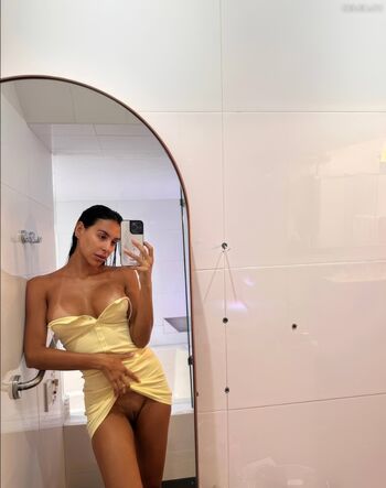 Full leaked Dahyn private onlyfans photo