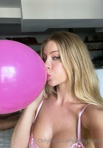 Full leaked Daisy keech private onlyfans photo