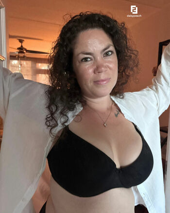 Full leaked Daisypeach private onlyfans photo