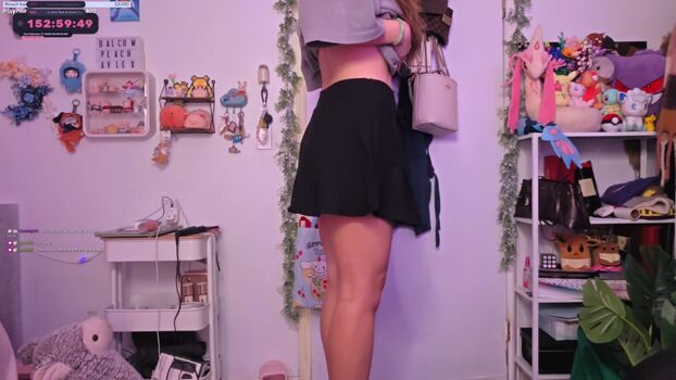 Full leaked Dalcompeach private onlyfans photo