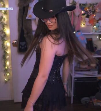 Full leaked Dalcompeach page private onlyfans photo