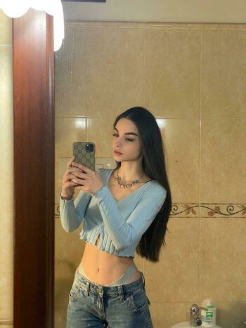 Full leaked Daliluu private onlyfans photo