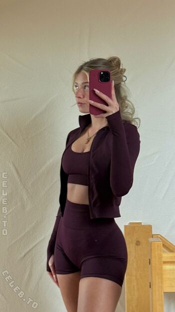 Full leaked Danamrts private onlyfans photo