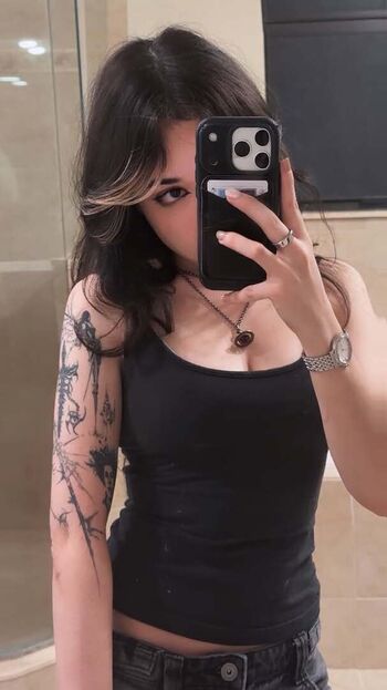 Full leaked Dandryad private onlyfans photo