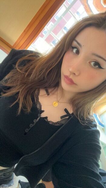 Dangerousdollyne