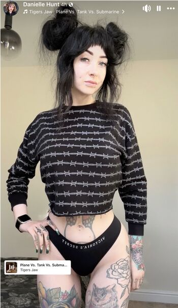 Full leaked Danielle hunt page private onlyfans photo