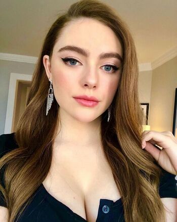 Danielle Rose Russell