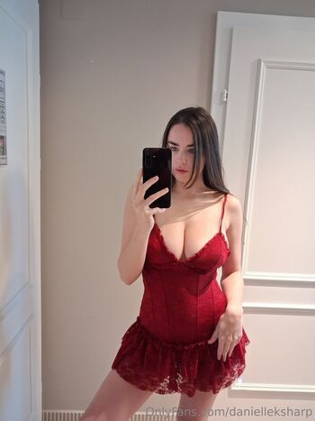 Full leaked Daniimee page private onlyfans photo