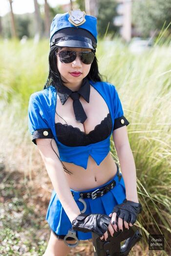 Full leaked Danisaurz page private onlyfans photo