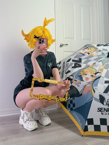 Full leaked Danisaurz private onlyfans photo