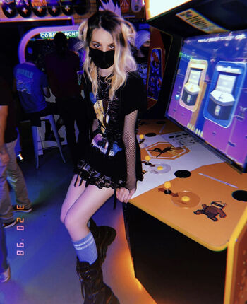 Full leaked Dank hime page private onlyfans photo