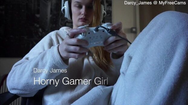 Full leaked Darcyjames private onlyfans photo