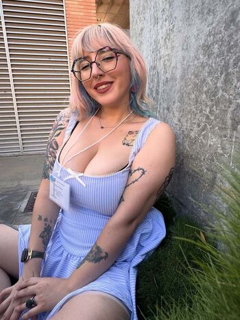 Full leaked Dari idyllicdari private onlyfans photo