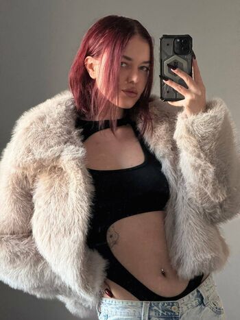 Full leaked Darina cat private onlyfans photo