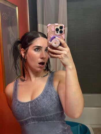 Full leaked Darkscaryswamp private onlyfans photo