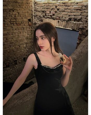 Full leaked Dasha tarab private onlyfans photo