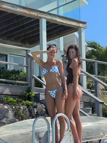 Full leaked Davis sisters private onlyfans photo