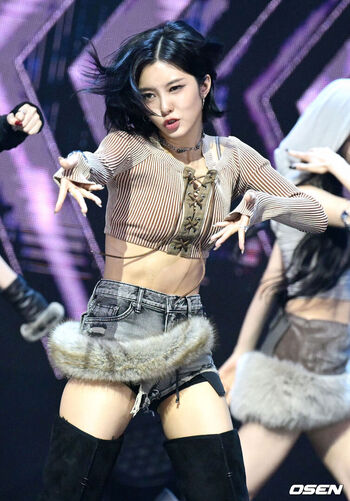 Full leaked Ddayyeonii private onlyfans photo