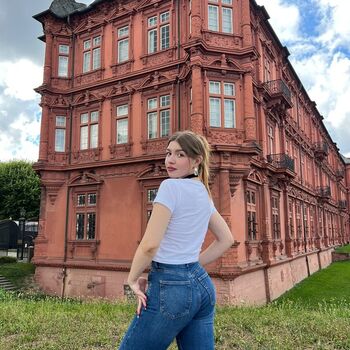 Full leaked Deadblondinka private onlyfans photo