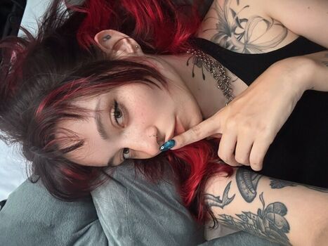 Full leaked Deadmiette private onlyfans photo