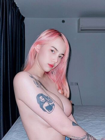 Full leaked Deardearrrii page private onlyfans photo