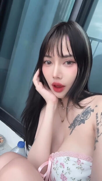 Full leaked Deardearrrii private onlyfans photo