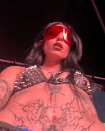 Full leaked Deathbyromy private onlyfans photo