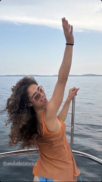Full leaked Deba hekmat private onlyfans photo