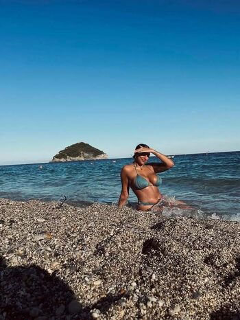 Full leaked Debora bloise private onlyfans photo