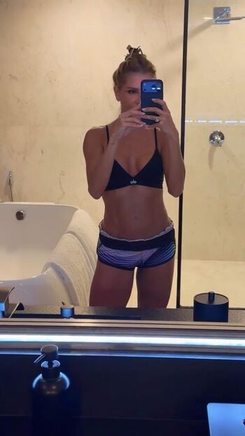 Deborah Secco