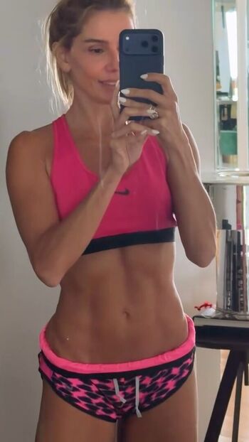 Deborah Secco