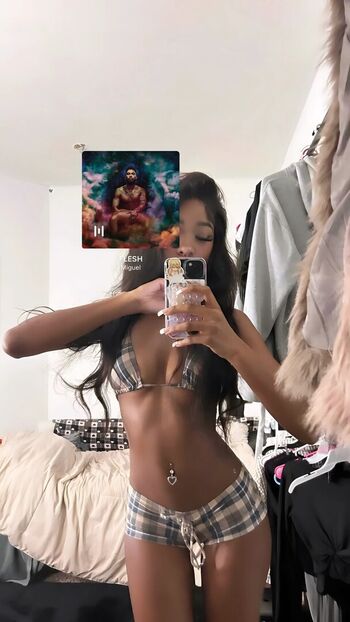 Full leaked Decembrsprincess private onlyfans photo