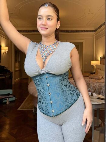 Full leaked Deeksha  page private onlyfans photo