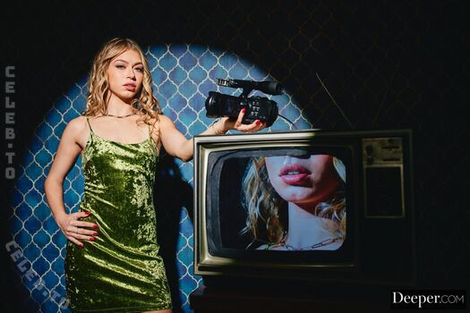 Full leaked Deeper page private onlyfans photo