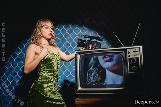 Full leaked Deeper page private onlyfans photo