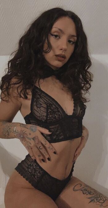 Full leaked Deeperse private onlyfans photo