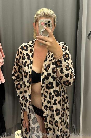 Full leaked Deepthroatvanessa private onlyfans photo