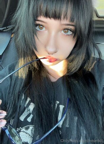 Full leaked Defeatthelw  page private onlyfans photo